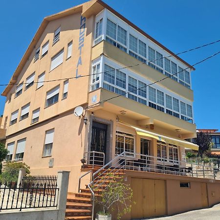 Hostal Playa Atlantica Hotel Louro Bagian luar foto
