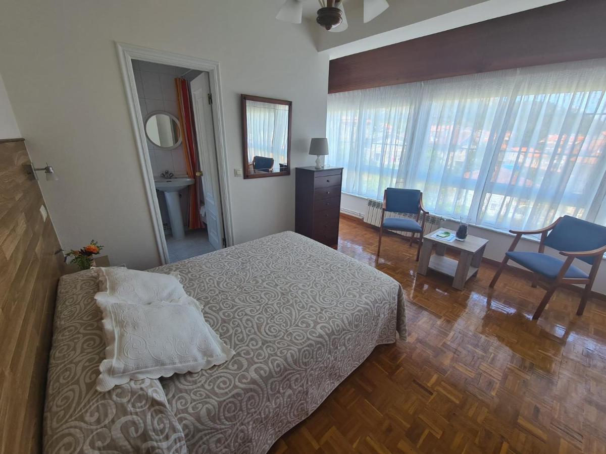Hostal Playa Atlantica Hotel Louro Bagian luar foto