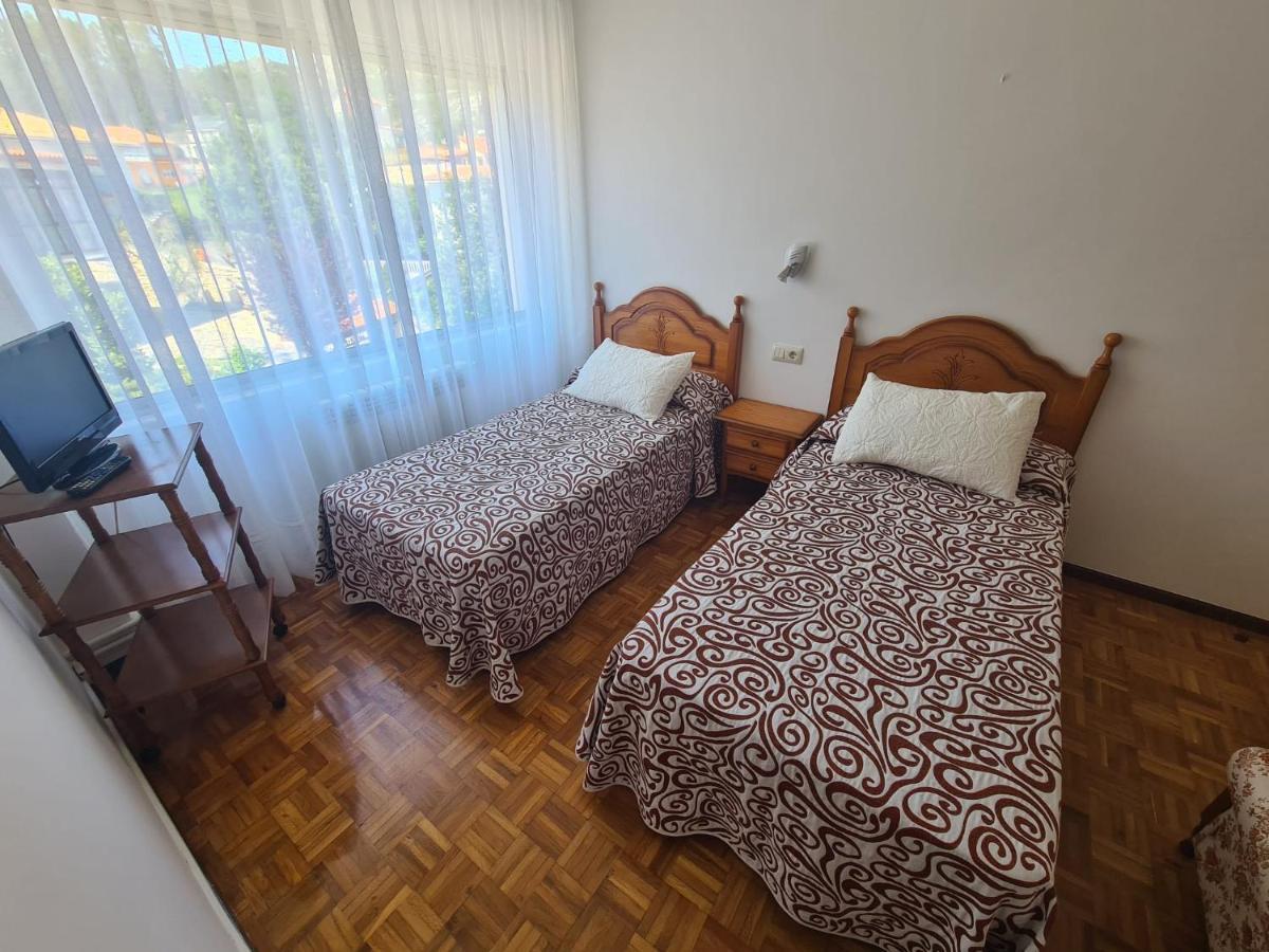 Hostal Playa Atlantica Hotel Louro Bagian luar foto