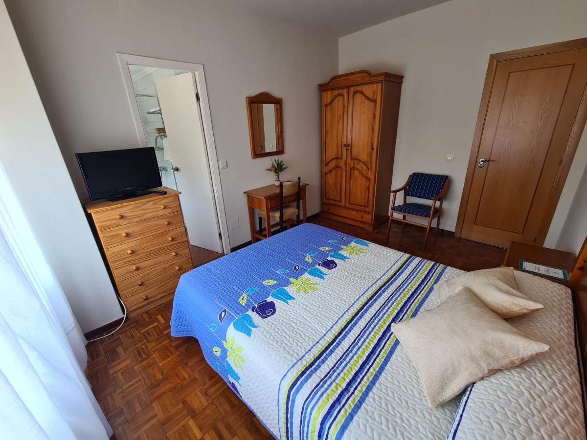 Hostal Playa Atlantica Hotel Louro Bagian luar foto